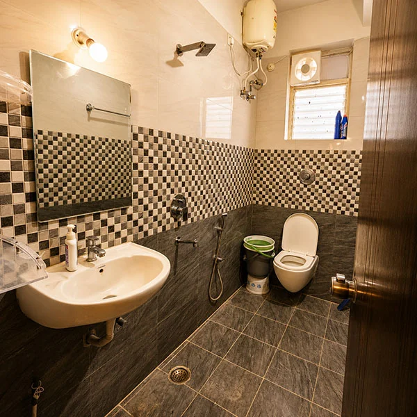 Shared Room Flat for Rent in Banjara Hills - thumbnail 4