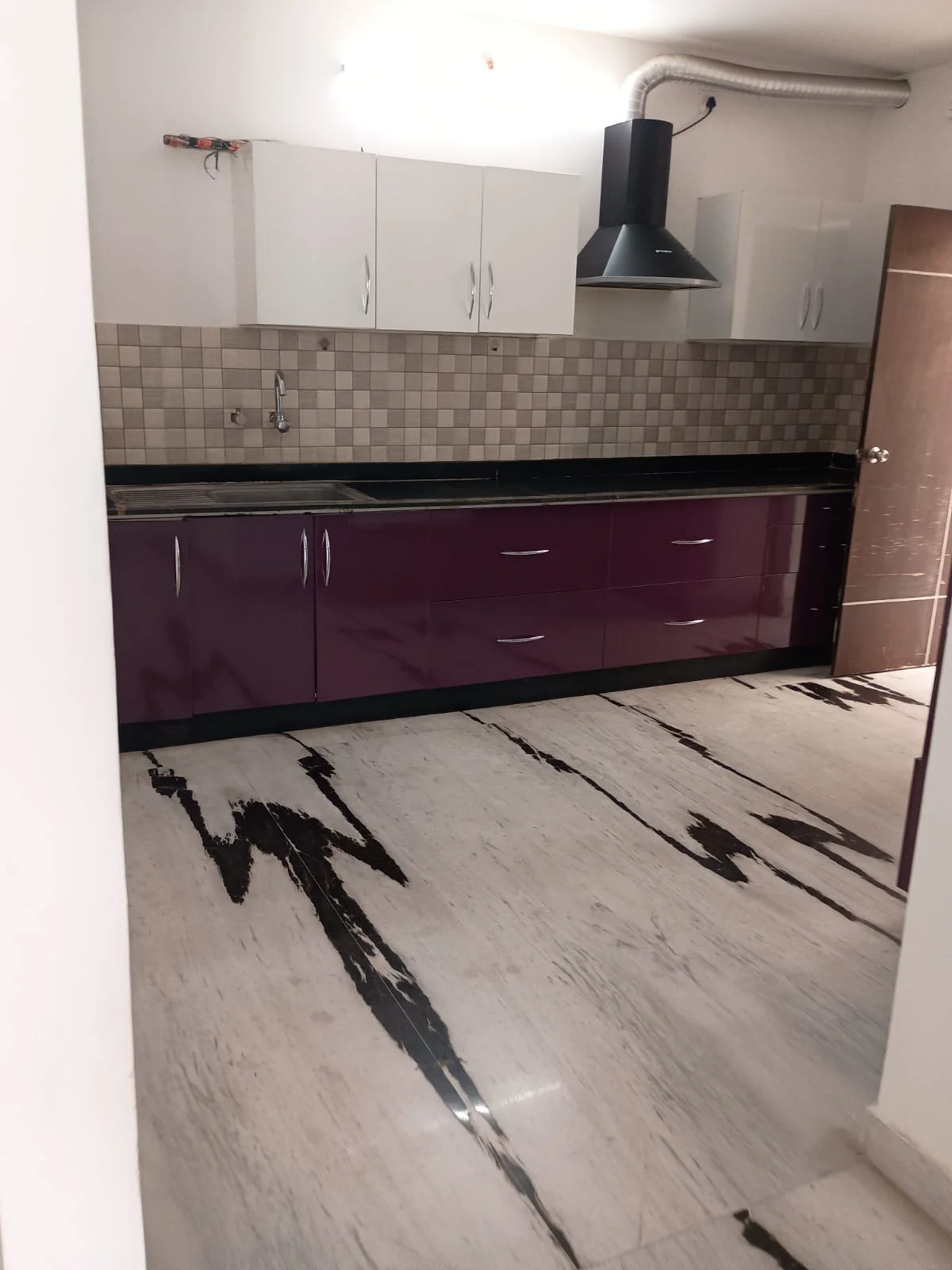 Semi furnished 3 BHK Flat for Rent in hyderabad - thumbnail 2