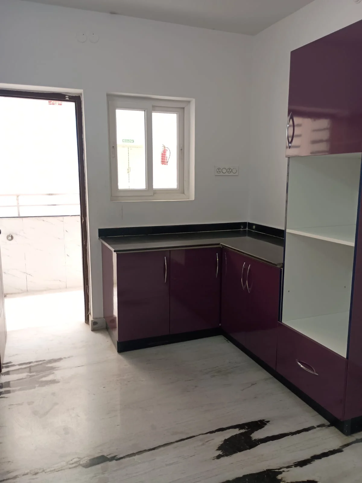 Semi furnished 3 BHK Flat for Rent in hyderabad - thumbnail 4