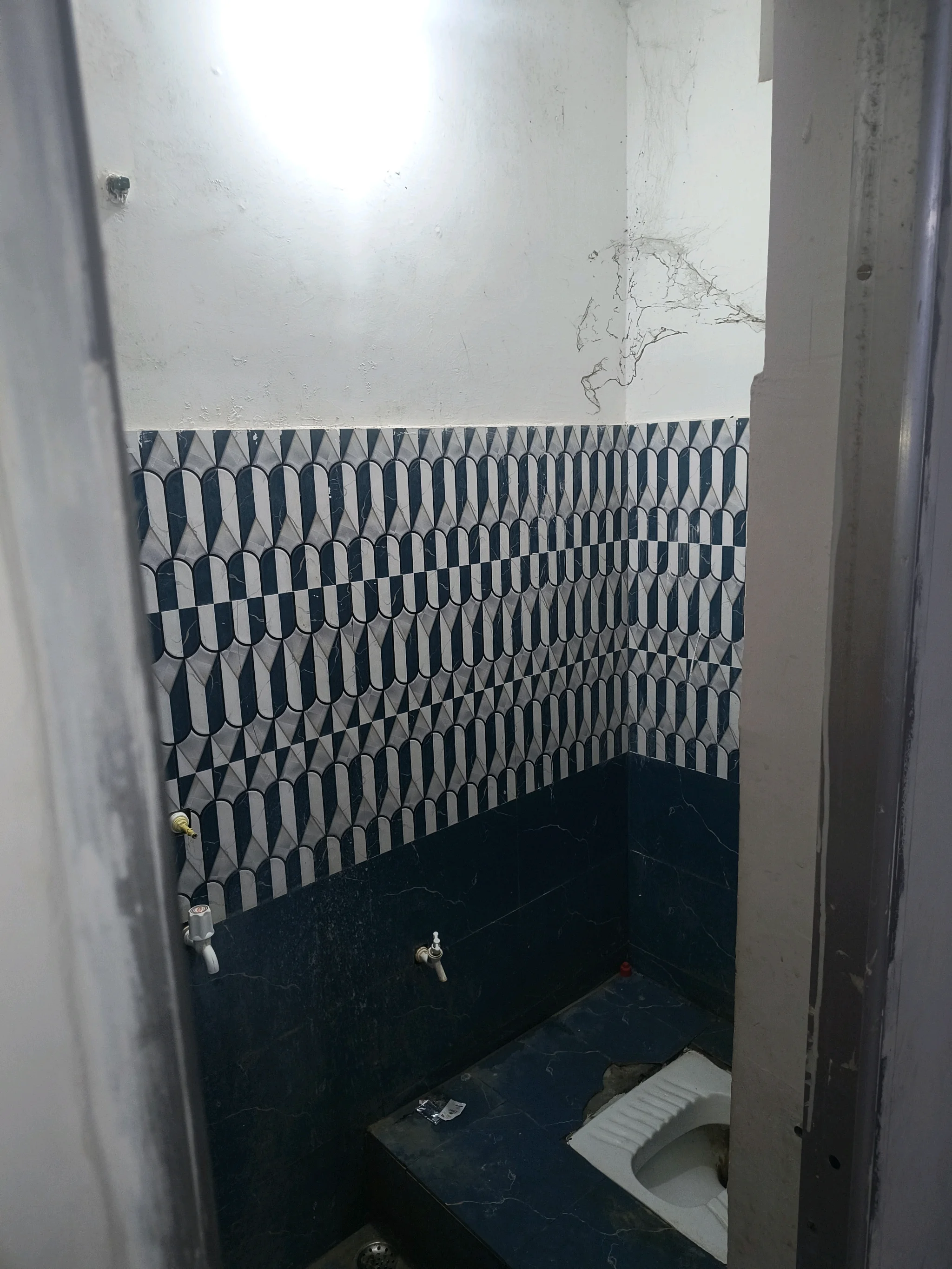 1 RK Flat for Rent in Lalpur - thumbnail 4