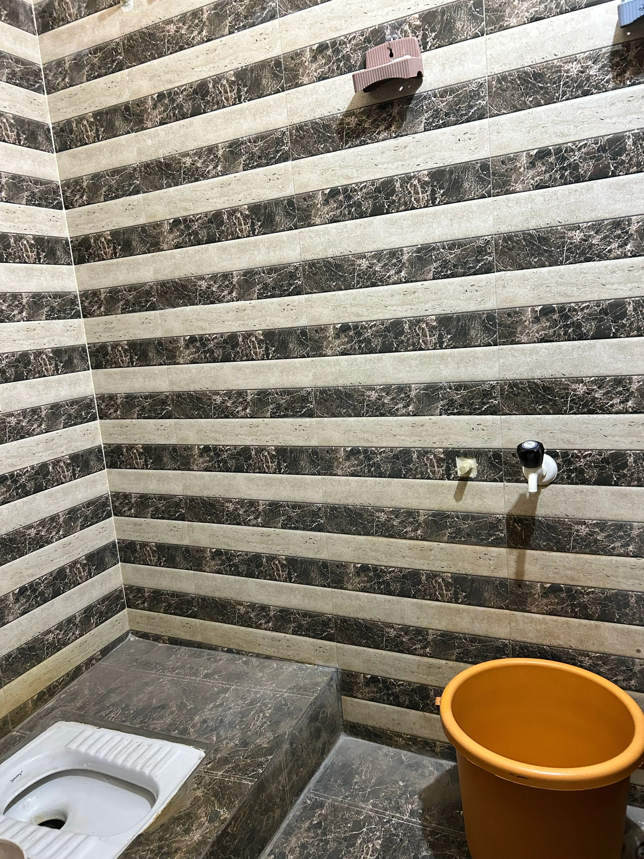 Semi furnished 1 RK Flat for Rent in Mahadevapura - thumbnail 3