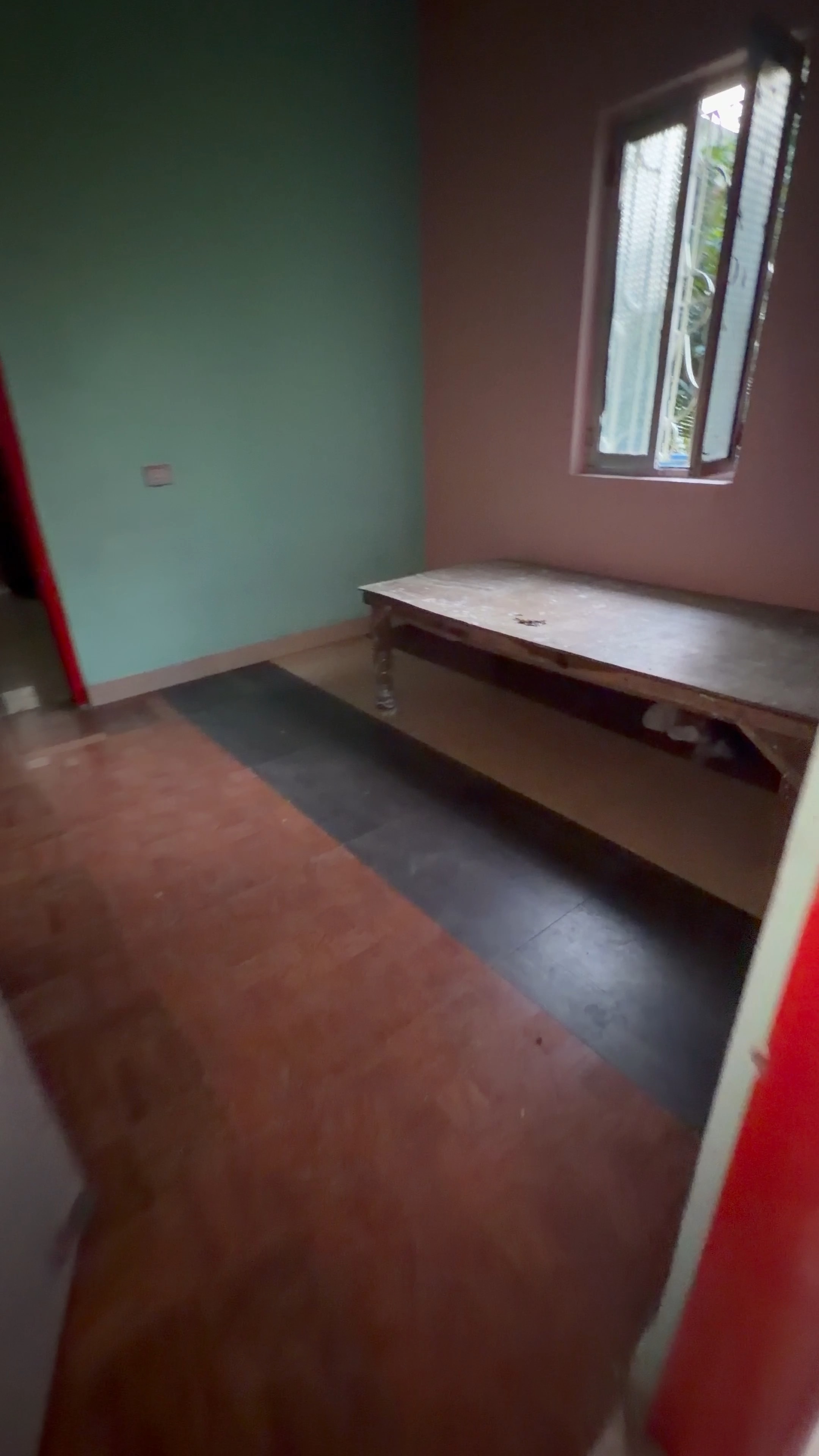 Semi furnished 2 BHK Flat for Rent in Lalpur