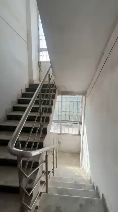 Semi furnished 1 BHK Flat for Rent in Machhuatoli