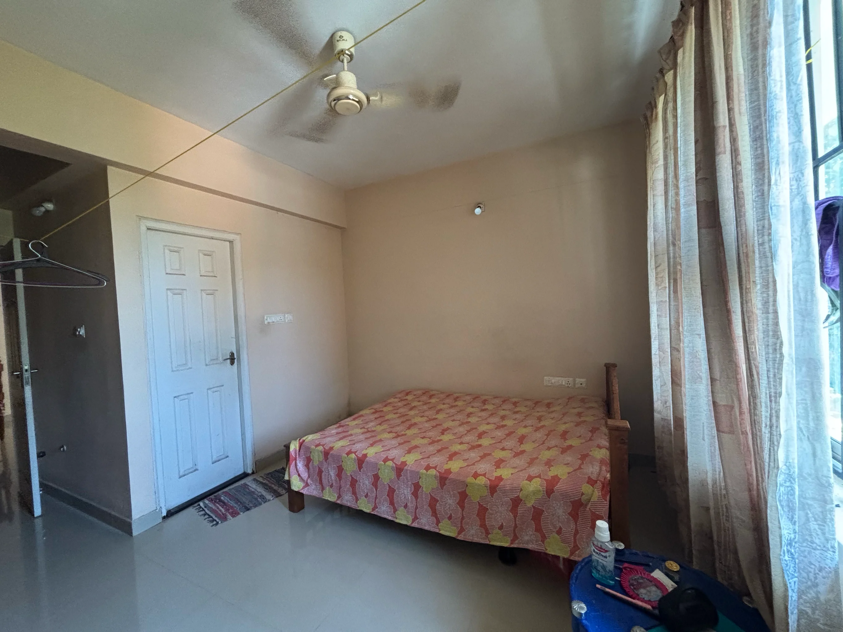 Shared Flatmate / Room in South Thumba - thumbnail 2